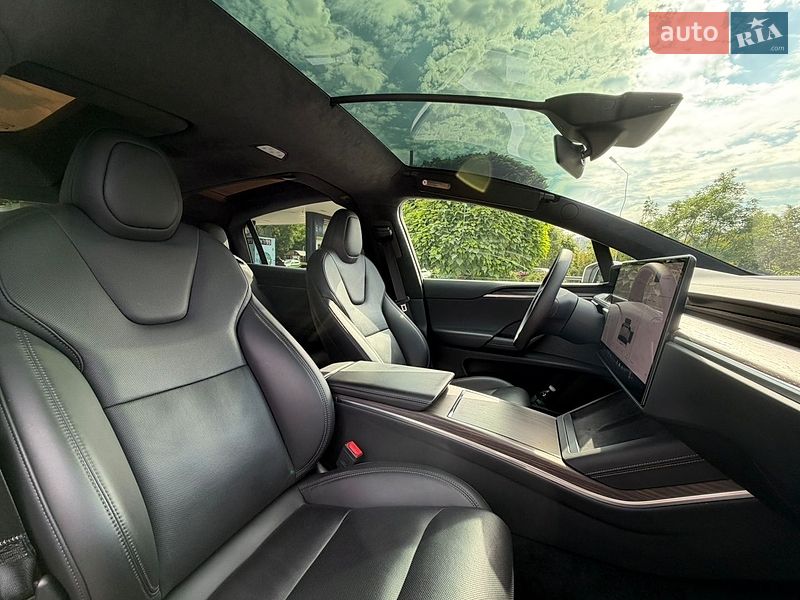 Внедорожник / Кроссовер Tesla Model X 2023 в Киеве