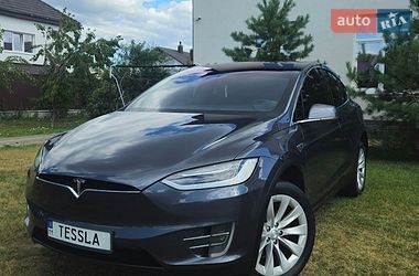 Внедорожник / Кроссовер Tesla Model X 2016 в Киеве