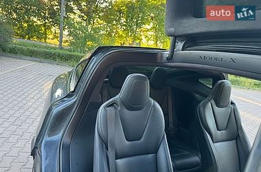 Позашляховик / Кросовер Tesla Model X 2017 в Миргороді фото 4 Позашляховик / Кросовер Tesla Model X 2017 в Миргороді