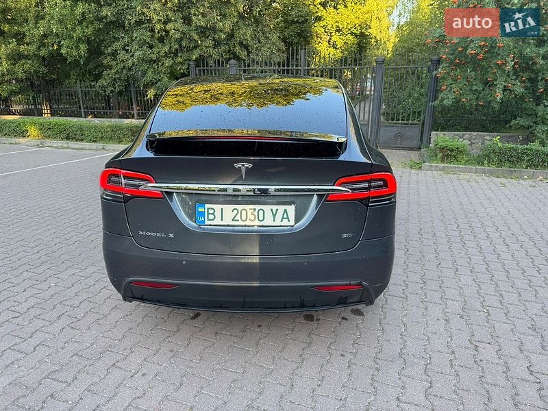 Позашляховик / Кросовер Tesla Model X 2017 в Миргороді фото 13 Позашляховик / Кросовер Tesla Model X 2017 в Миргороді
