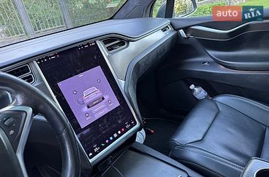 Внедорожник / Кроссовер Tesla Model X 2017 в Миргороде