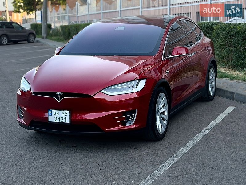 Tesla Model X 2018