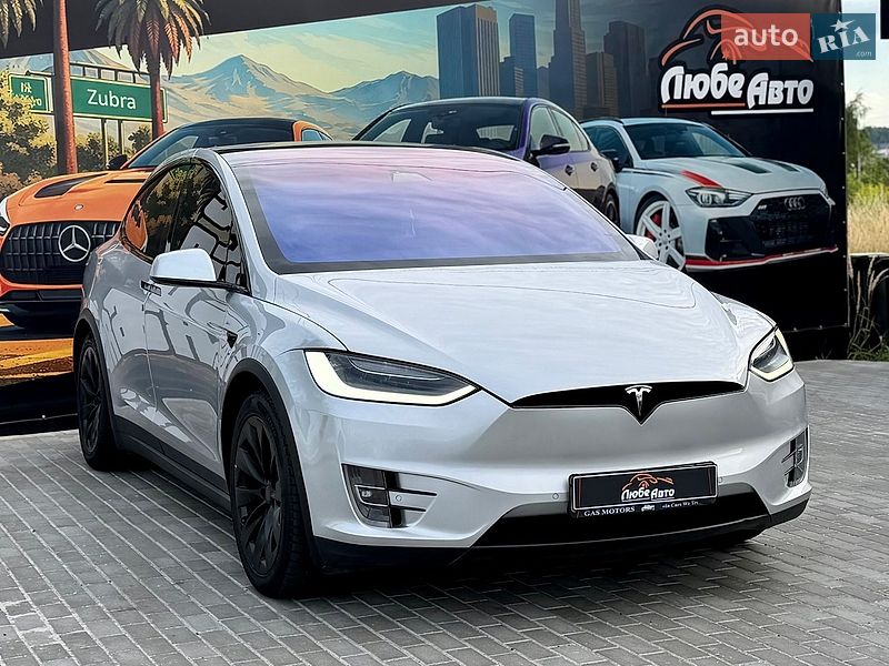 Внедорожник / Кроссовер Tesla Model X 2018 в Львове