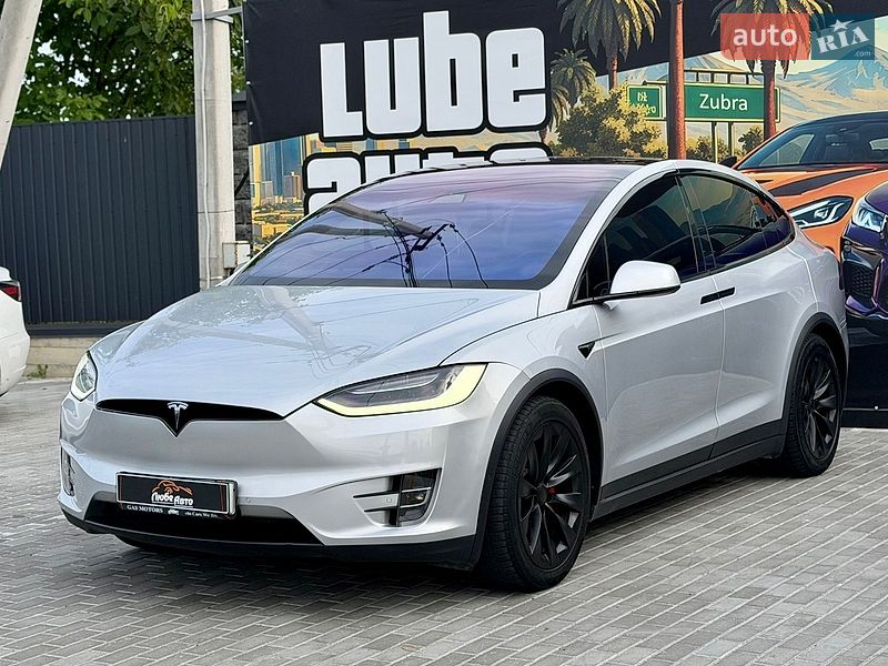 Внедорожник / Кроссовер Tesla Model X 2018 в Львове
