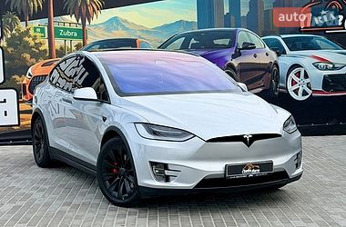 Внедорожник / Кроссовер Tesla Model X 2018 в Львове
