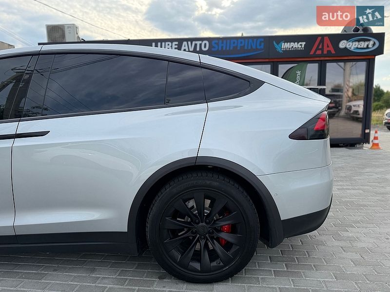 Внедорожник / Кроссовер Tesla Model X 2018 в Львове