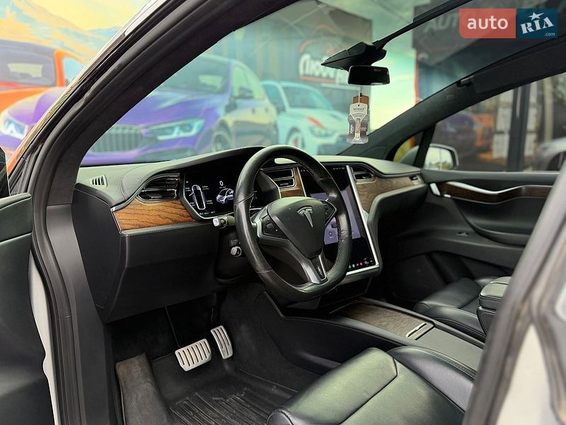 Внедорожник / Кроссовер Tesla Model X 2018 в Львове