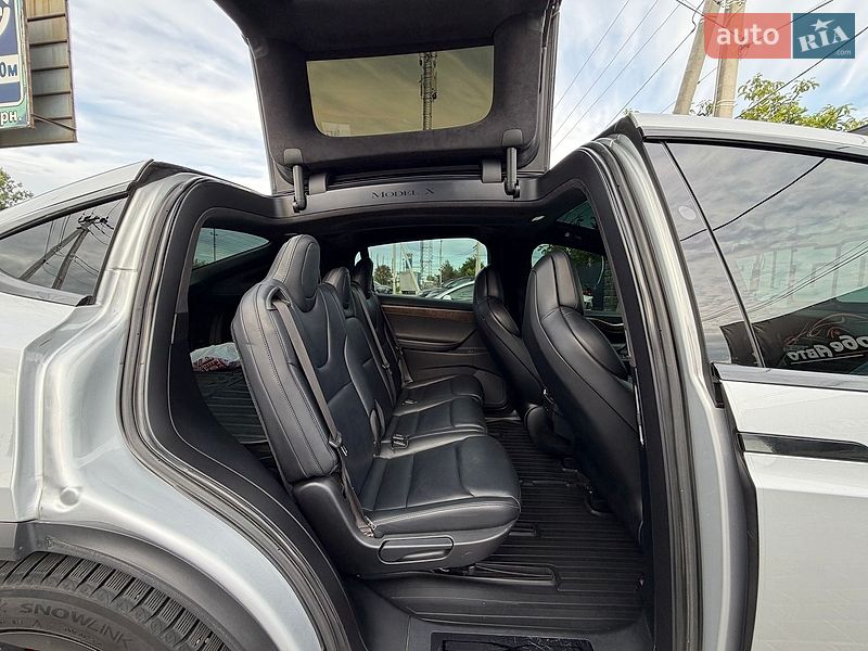 Внедорожник / Кроссовер Tesla Model X 2018 в Львове