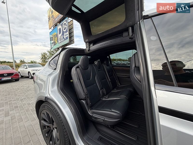Внедорожник / Кроссовер Tesla Model X 2018 в Львове