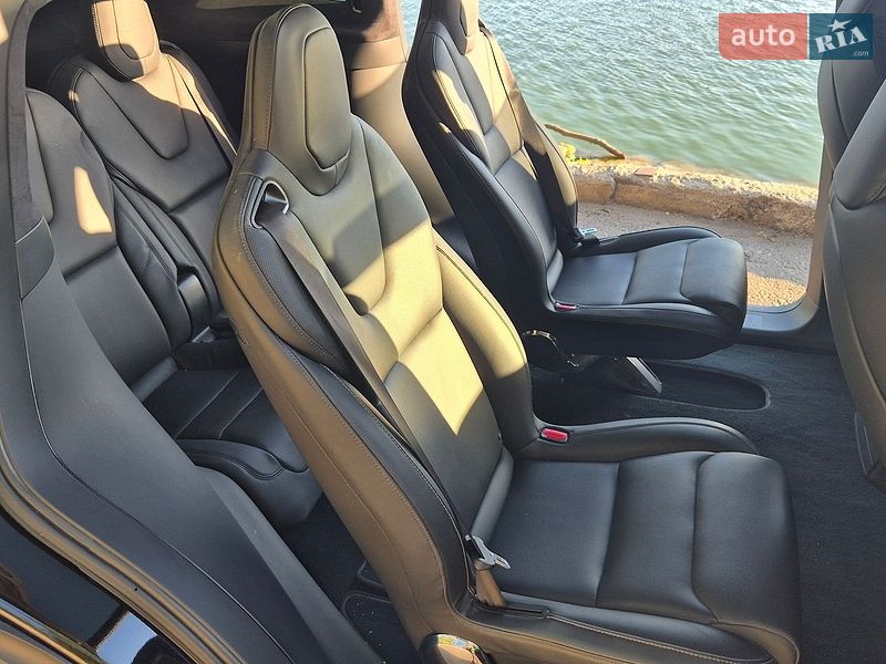 Позашляховик / Кросовер Tesla Model X 2023 в Кропивницькому фото 6 Позашляховик / Кросовер Tesla Model X 2023 в Кропивницькому