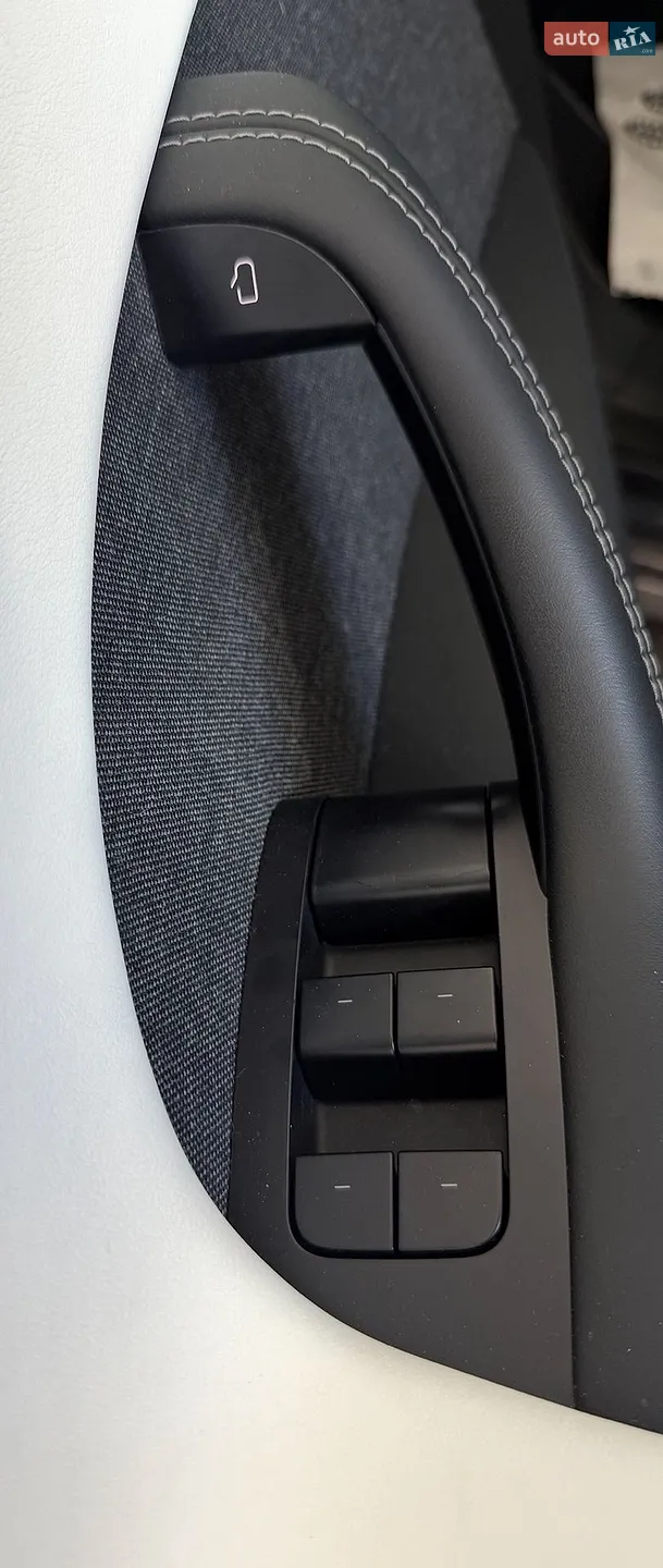 2022 Tesla Model X - мініатюра 15
