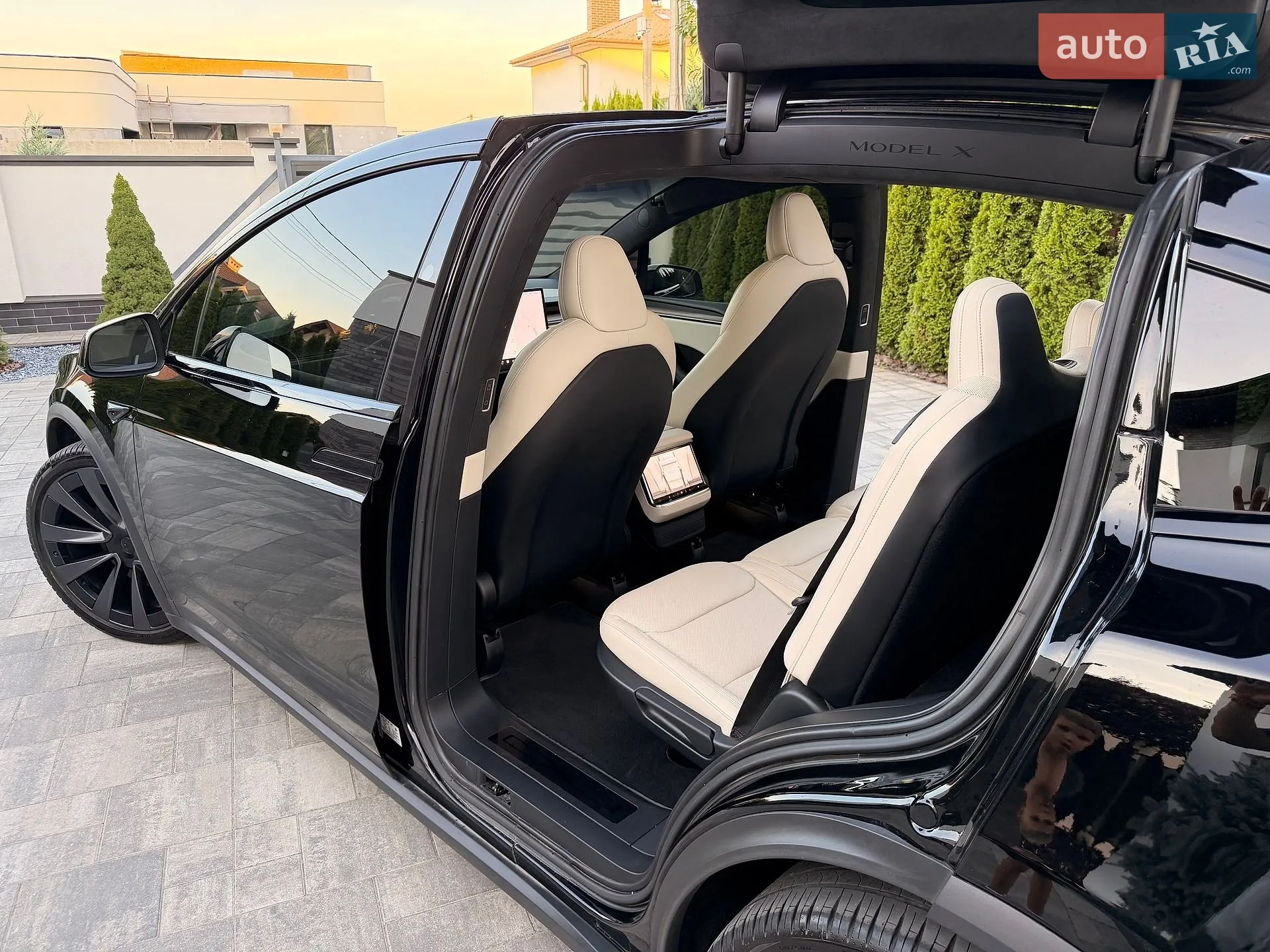 2023 Tesla Model X - мініатюра 26