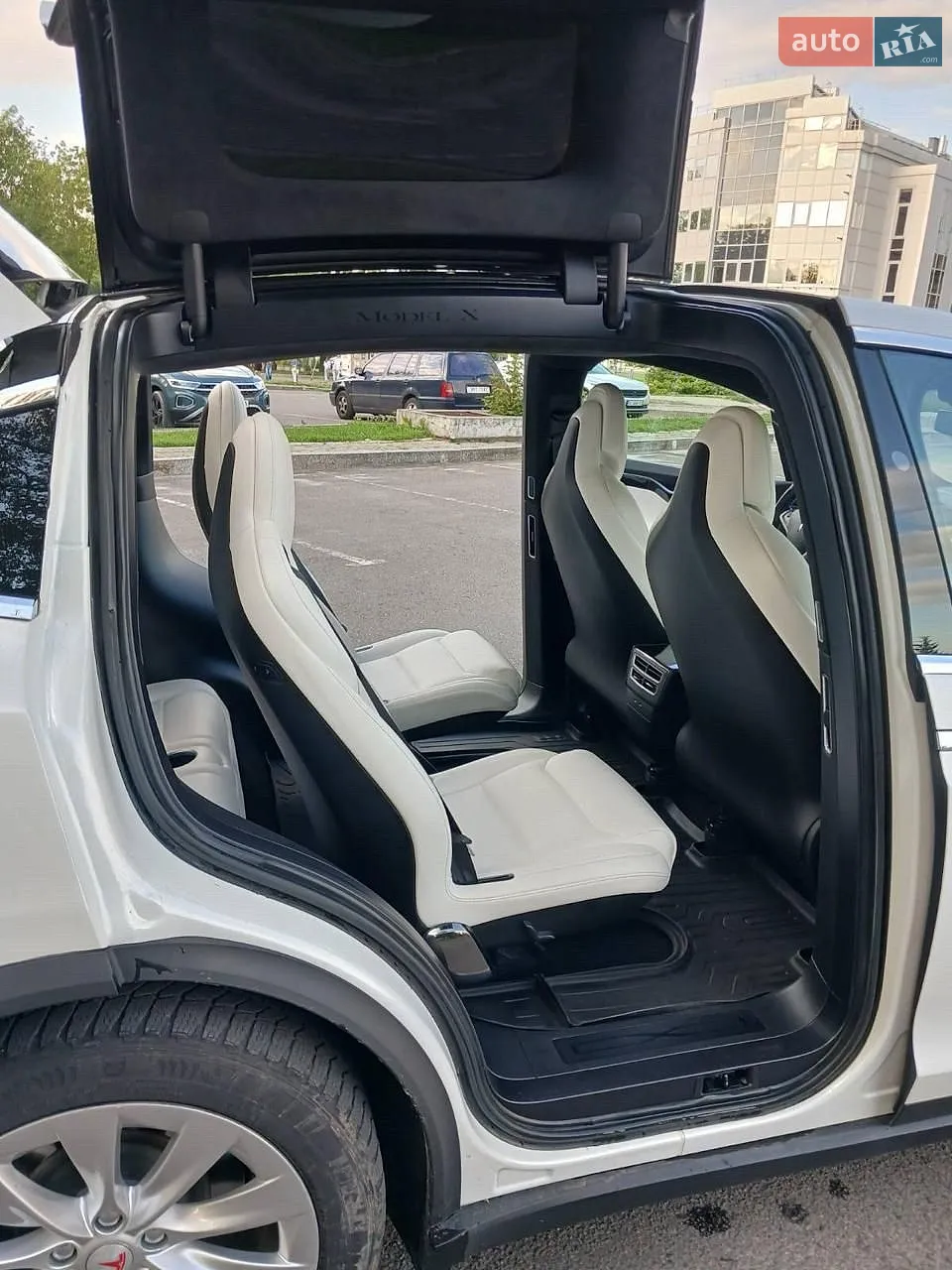 2018 Tesla Model X - мініатюра 21