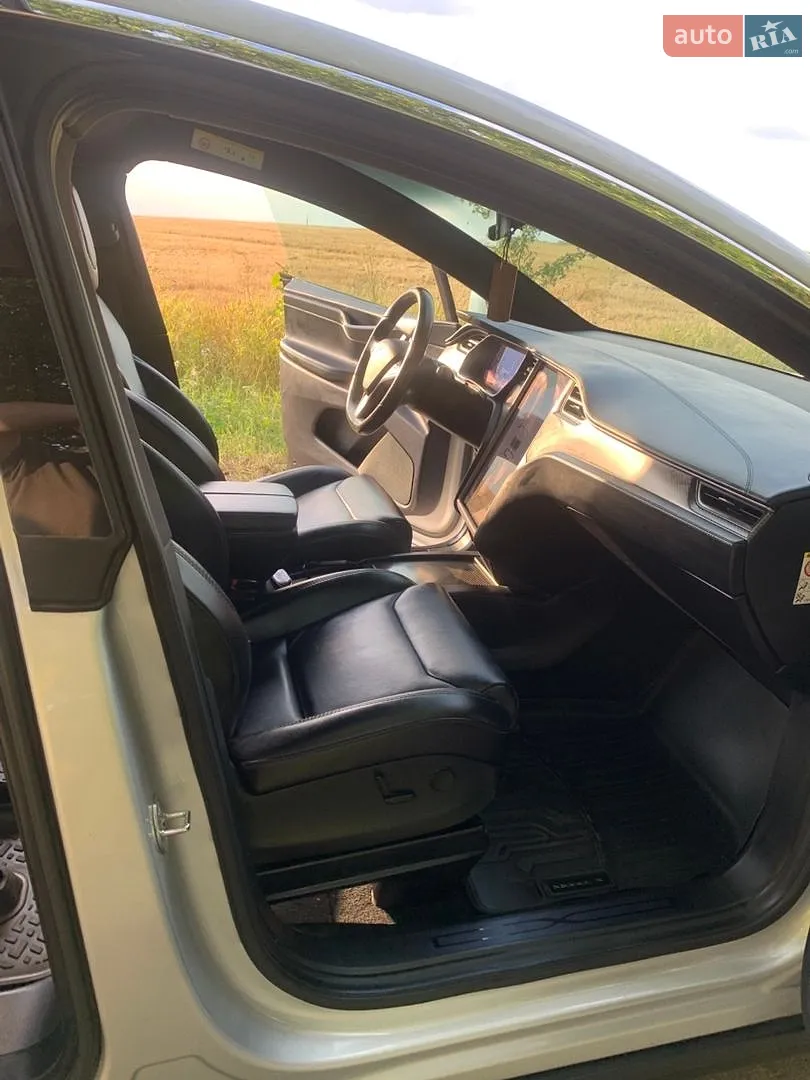 2018 Tesla Model X - мініатюра 28