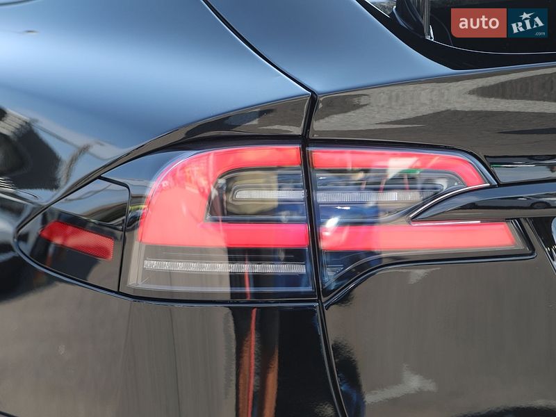 Внедорожник / Кроссовер Tesla Model X 2022 в Харькове