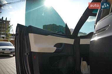 Позашляховик / Кросовер Tesla Model X 2022 в Києві