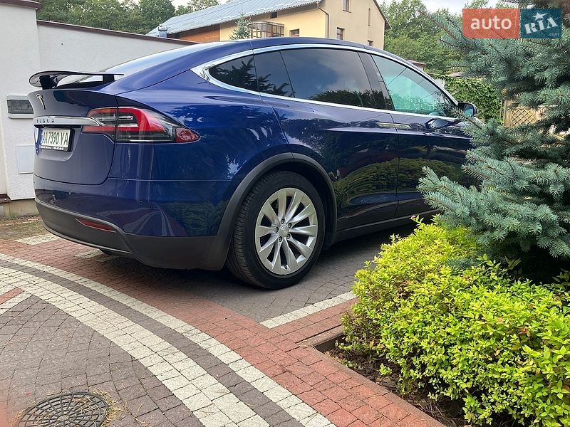 Внедорожник / Кроссовер Tesla Model X 2019 в Львове