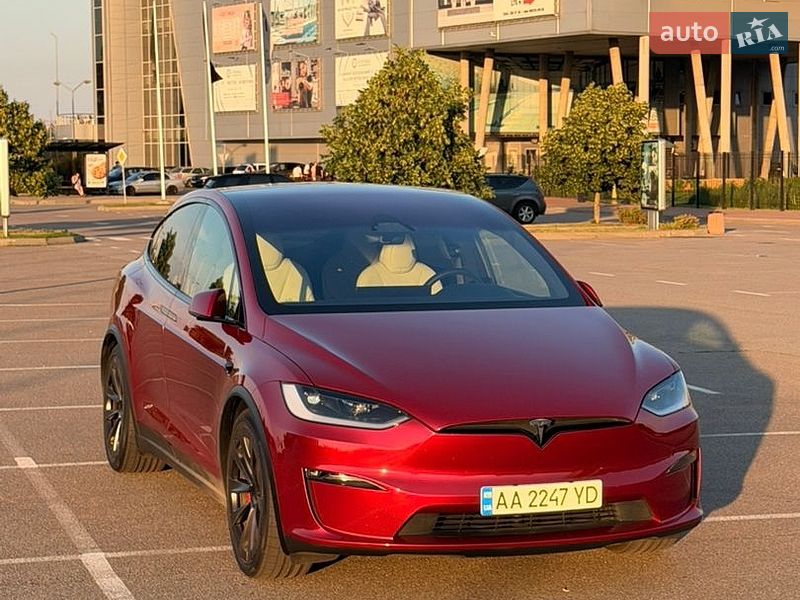 Внедорожник / Кроссовер Tesla Model X 2024 в Киеве