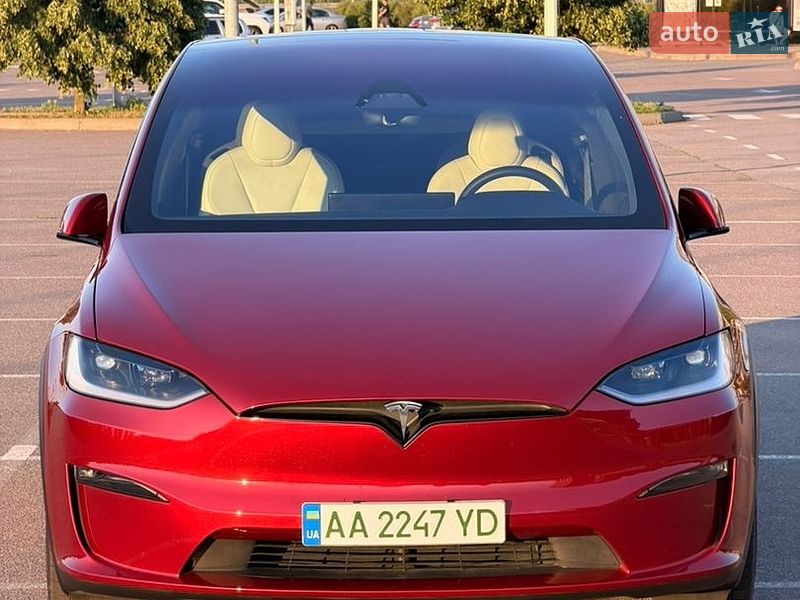 Внедорожник / Кроссовер Tesla Model X 2024 в Киеве