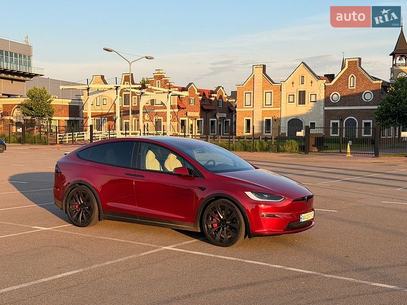 Внедорожник / Кроссовер Tesla Model X 2024 в Киеве