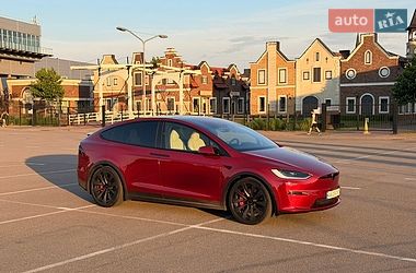 Внедорожник / Кроссовер Tesla Model X 2024 в Киеве