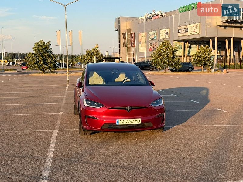 Позашляховик / Кросовер Tesla Model X 2024 в Києві