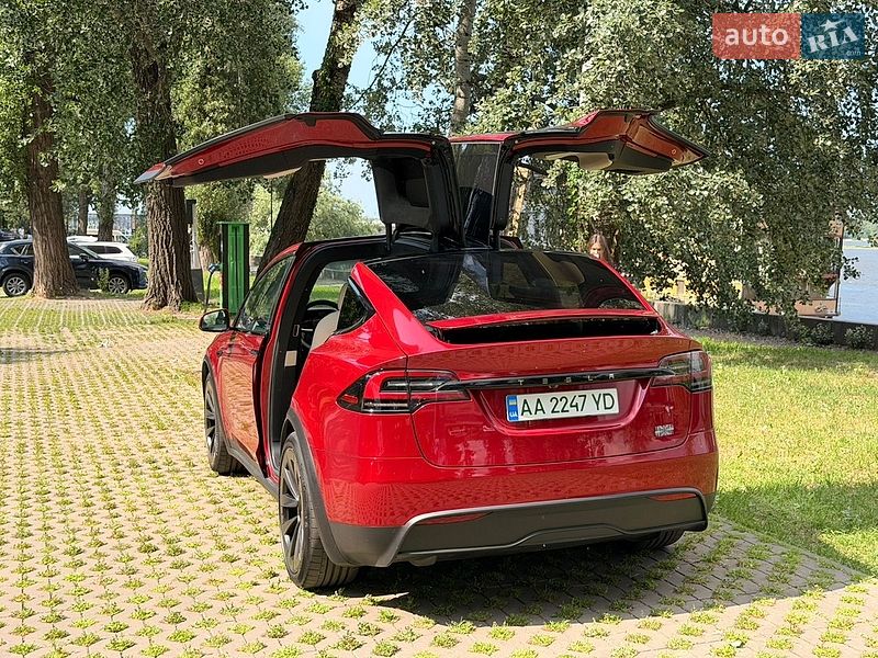 Внедорожник / Кроссовер Tesla Model X 2024 в Киеве