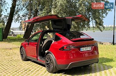 Позашляховик / Кросовер Tesla Model X 2024 в Києві