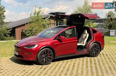 Внедорожник / Кроссовер Tesla Model X 2024 в Киеве