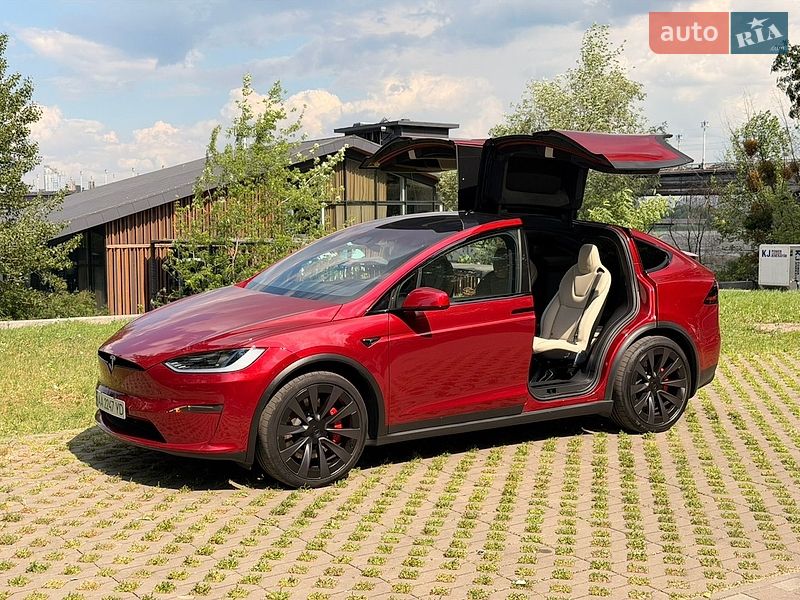 Внедорожник / Кроссовер Tesla Model X 2024 в Киеве