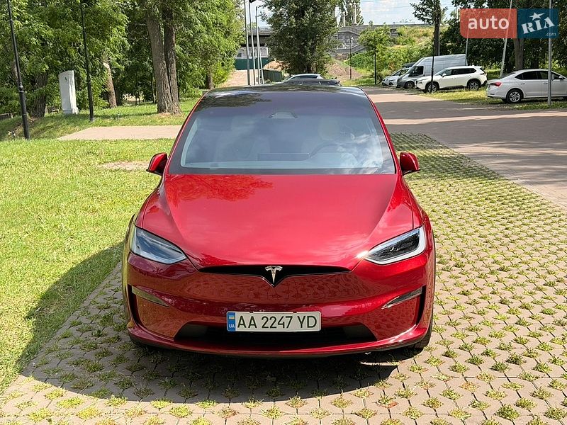 Внедорожник / Кроссовер Tesla Model X 2024 в Киеве