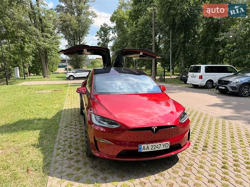 Внедорожник / Кроссовер Tesla Model X 2024 в Киеве