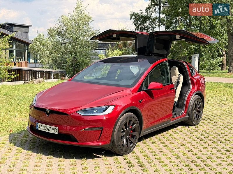 Позашляховик / Кросовер Tesla Model X 2024 в Києві