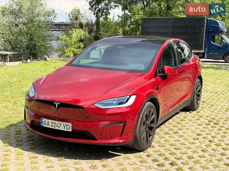 Внедорожник / Кроссовер Tesla Model X 2024 в Киеве