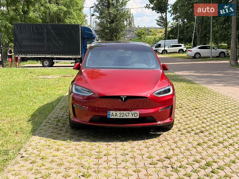 Внедорожник / Кроссовер Tesla Model X 2024 в Киеве