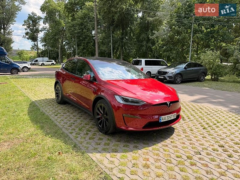 Внедорожник / Кроссовер Tesla Model X 2024 в Киеве