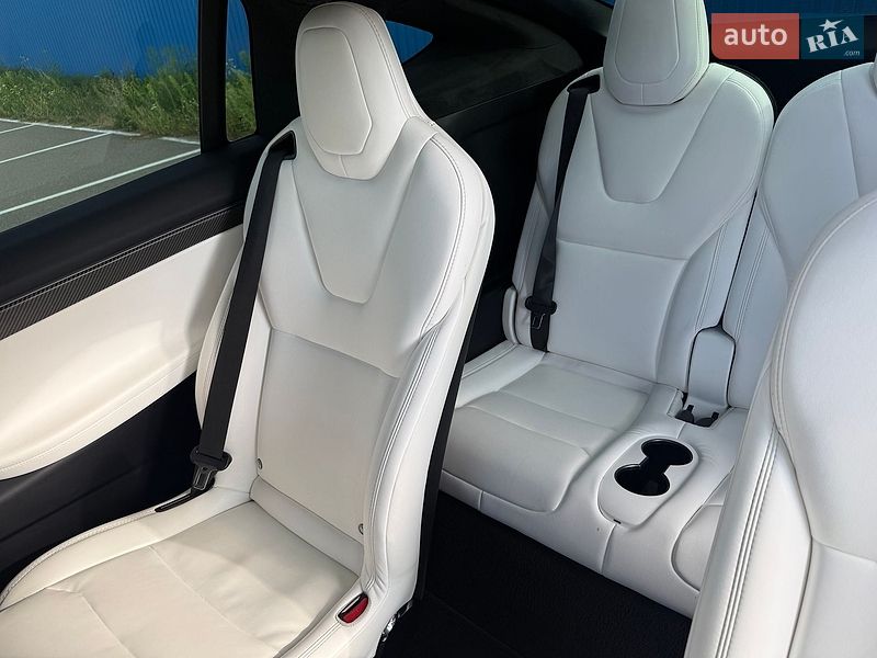 Позашляховик / Кросовер Tesla Model X 2020 в Києві