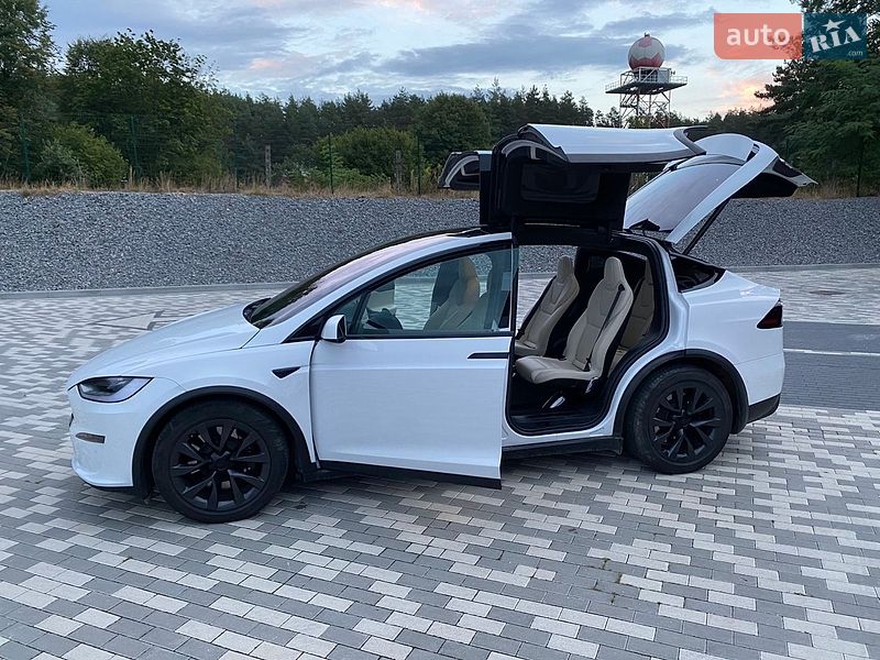 Позашляховик / Кросовер Tesla Model X 2022 в Львові