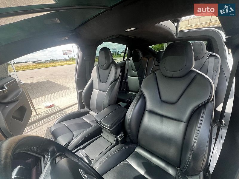 Внедорожник / Кроссовер Tesla Model X 2018 в Львове
