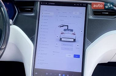 Позашляховик / Кросовер Tesla Model X 2019 в Києві