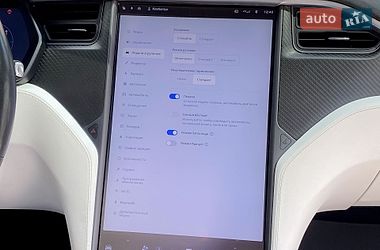 Позашляховик / Кросовер Tesla Model X 2019 в Києві