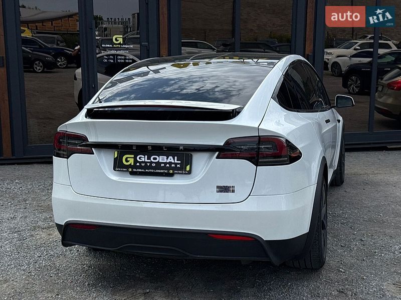 Позашляховик / Кросовер Tesla Model X 2023 в Львові