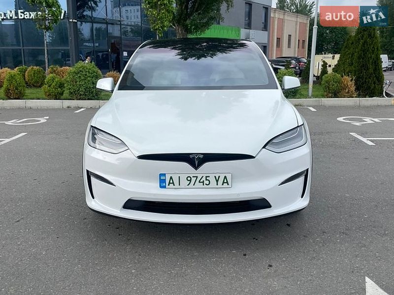 Внедорожник / Кроссовер Tesla Model X 2021 в Киеве