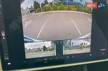 Внедорожник / Кроссовер Tesla Model X 2021 в Киеве