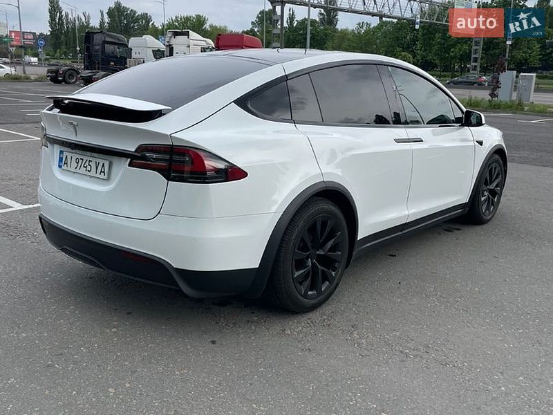 Внедорожник / Кроссовер Tesla Model X 2021 в Киеве