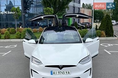 Внедорожник / Кроссовер Tesla Model X 2021 в Киеве