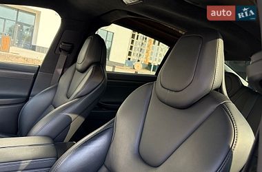 Внедорожник / Кроссовер Tesla Model X 2019 в Киеве