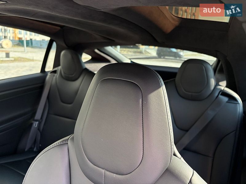 Внедорожник / Кроссовер Tesla Model X 2019 в Киеве