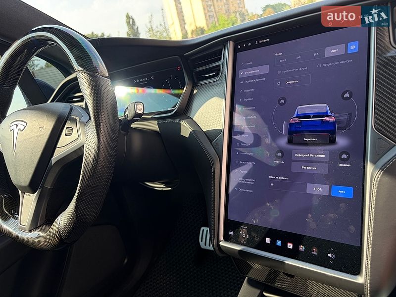 Внедорожник / Кроссовер Tesla Model X 2019 в Киеве