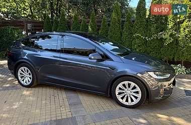 Внедорожник / Кроссовер Tesla Model X 2020 в Киеве